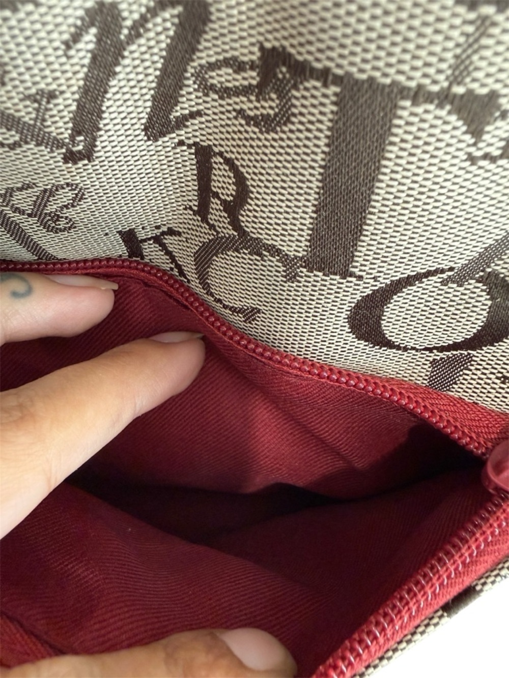 Y2K Script Print Shoulder Bag Red Croc Trim Tote Purse Vintage - Picture 7 of 11